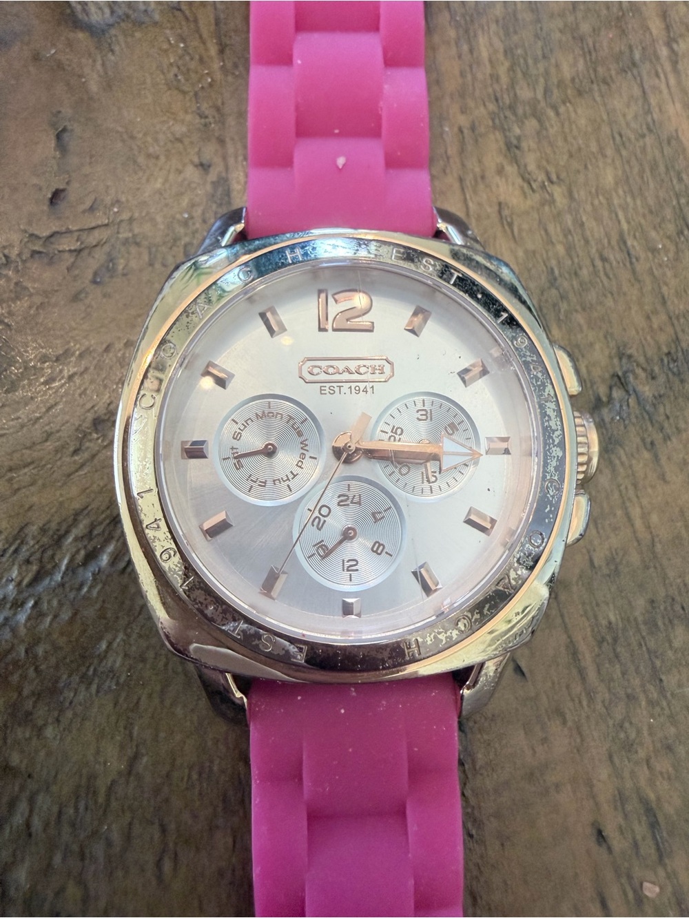 Coach Pink Signature C Rose Gold Watch New Battery Working w/ Box